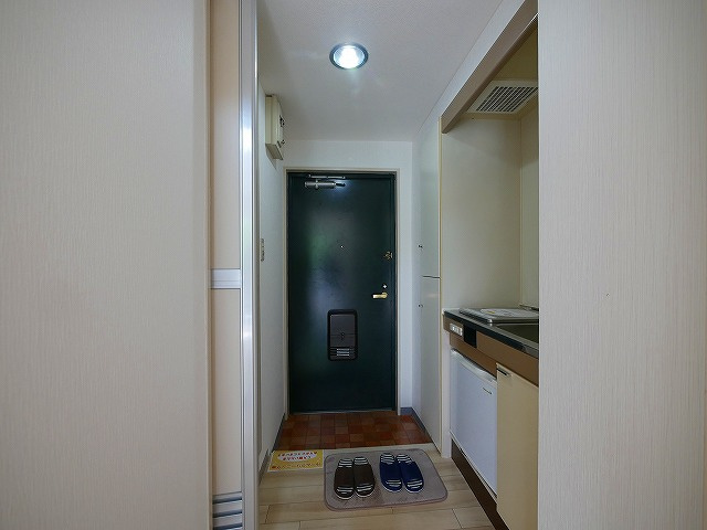 シティパレス新大宮P-5の玄関|シンプルで使いやすい玄関です