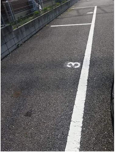 ヴィレッヂＭの駐車場