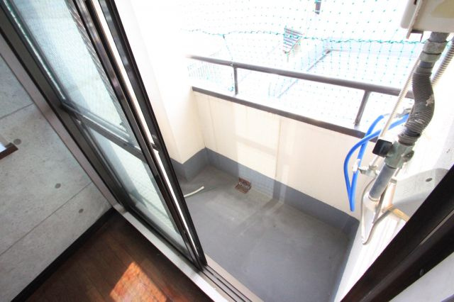 エストメゾン( 近畿大学 一人暮らし )のバルコニー