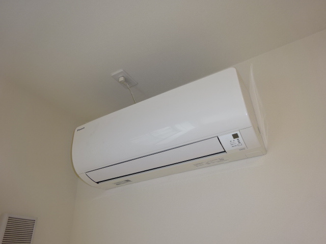 クレールの設備|洋室エアコン