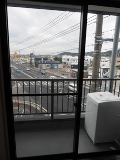 【展望】 | バルコニーに洗濯機置き場あります