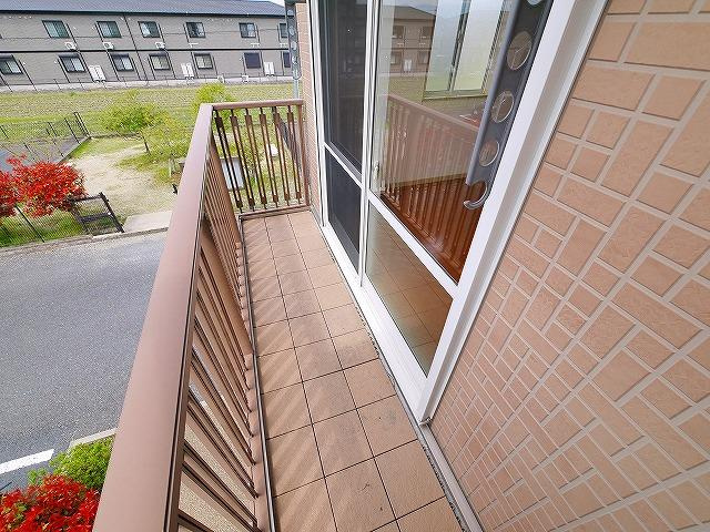 サニーサイドＦのバルコニー|陽当たり良好なバルコニーです