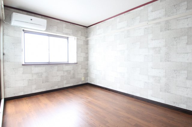 エストメゾン( 近畿大学 一人暮らし )の洋室