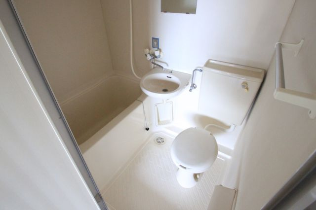 エストメゾン( 近畿大学 一人暮らし )の浴室