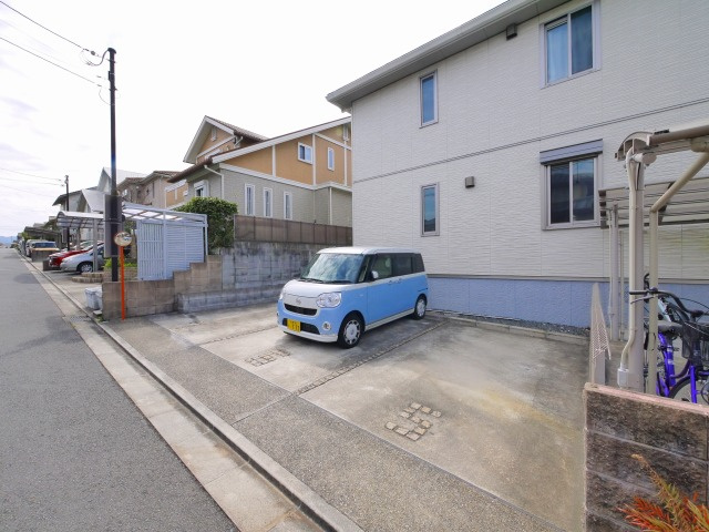 シャーメゾンサライⅠの駐車場|駐車場です