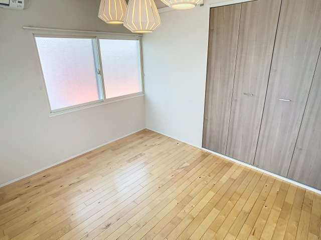 Chatsworth七日町の居間・リビング