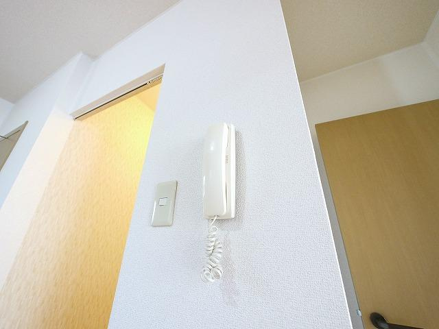 ビクトワールＡ棟のセキュリティ|インターホンが付いているお部屋