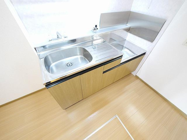 ビクトワールＡ棟のキッチン|きれいなキッチンです