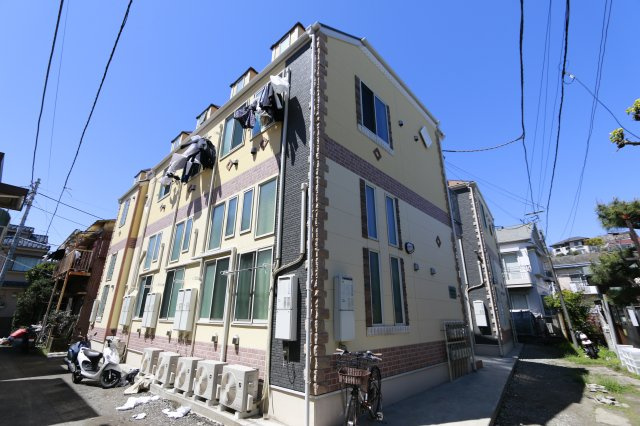 ユナイト 根岸マシューボールトン