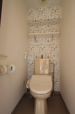【トイレ】 | ハイム木町 | 後ろのアクセントクロスはスヌーピー！！