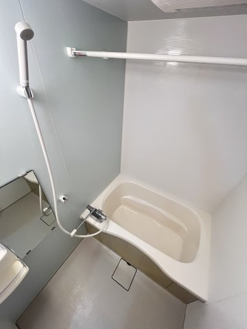 ベルアネスA棟の浴室