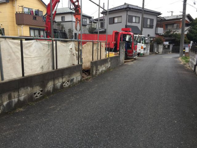 【外観】 | さいたま市見沼区新堤　カースペース２台　残り２棟