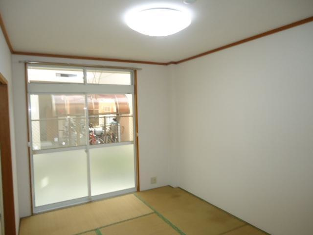 サンハイツミキの和室