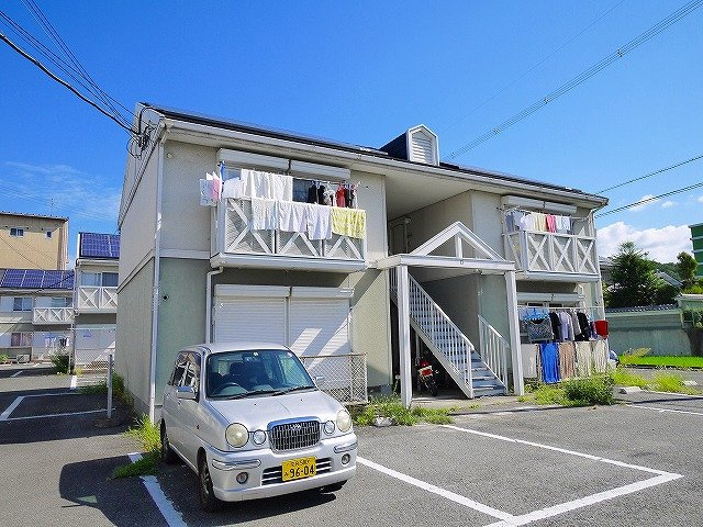 フレグランス山の辺Dの外観|きれいな外観です