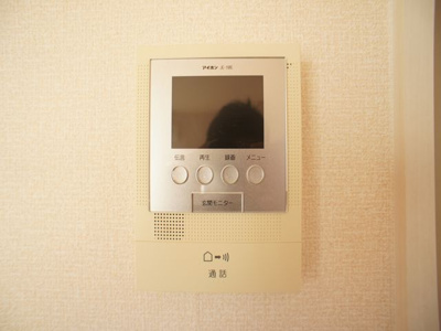 【セキュリティ】 | ライネスハイムＡ | 訪問者の確認ができるTVドアホン付きです♪