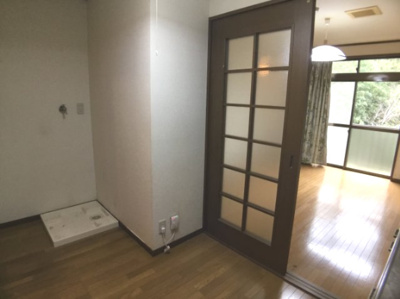 【洋室】 | メゾン悠遊 | 8帖のお部屋は割と広く感じていただけるのではないでしょうか。