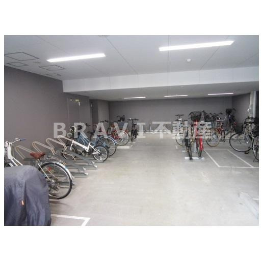イーストヴィラ梅田　BRAVI不動産のその他共用部分|【イーストヴィラ梅田】駐輪場