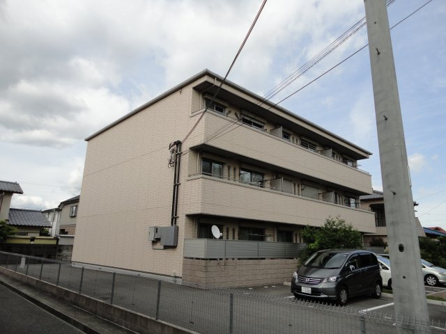 ソレアード王塚台の外観