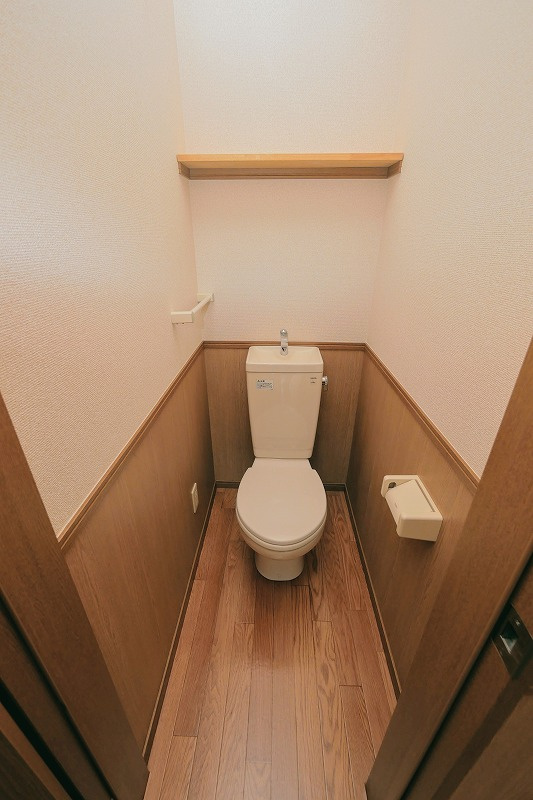 メゾンモンターニュC棟のトイレ|メゾンモンターニュC101号室