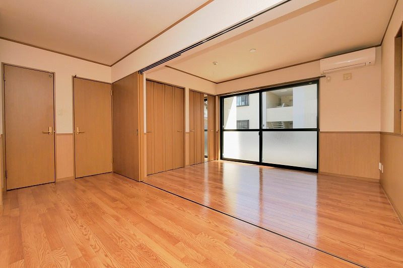 メゾンモンターニュC棟の居間・リビング|メゾンモンターニュC101号室