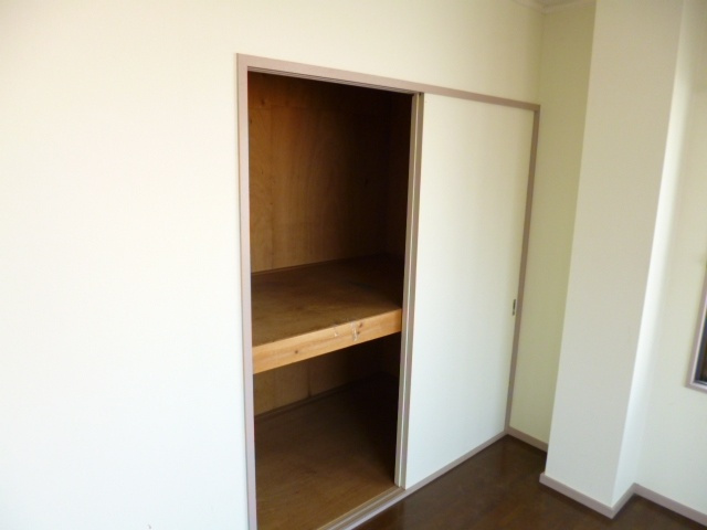 浅川マンションの収納