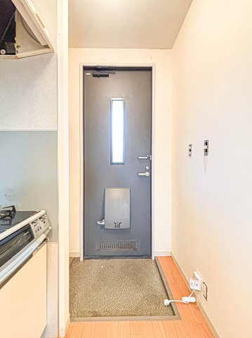 グリーンビューA棟の玄関