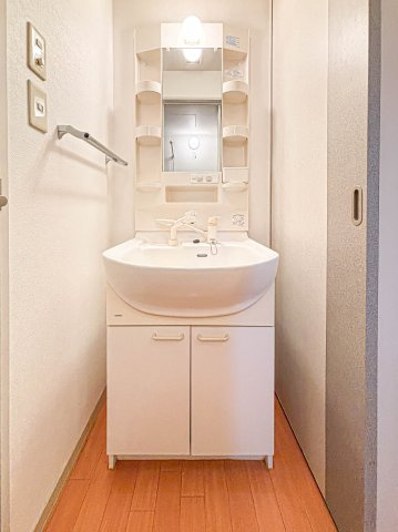 グリーンビューA棟の洗面所