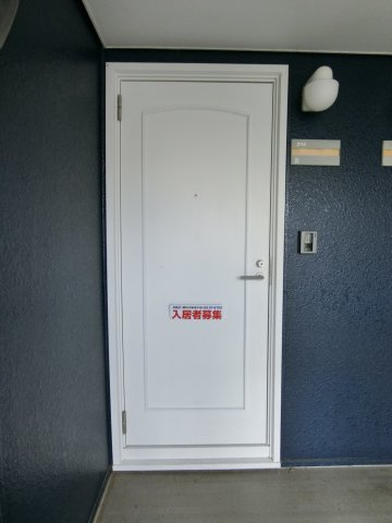 ローズササキの玄関