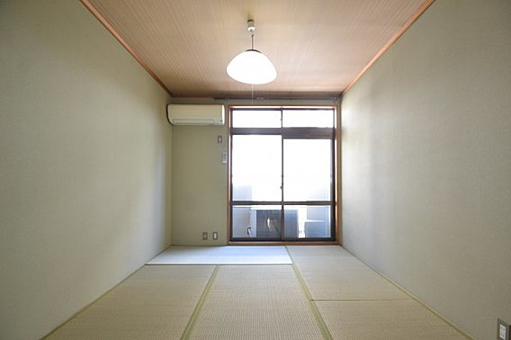 ラ・プリーレの居間・リビング