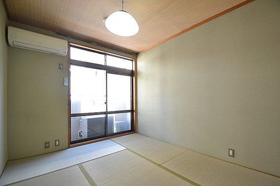 ラ・プリーレの居間・リビング