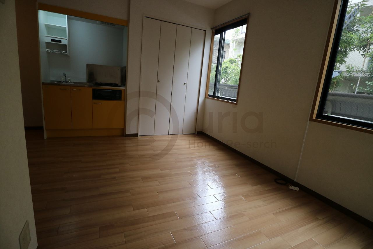 サンライズ六甲道の洋室