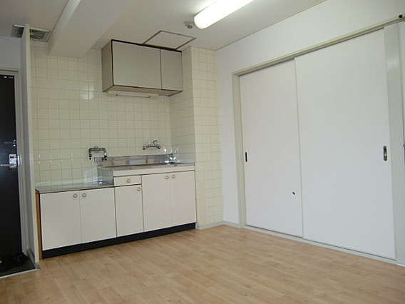 伸和コーポの居間・リビング