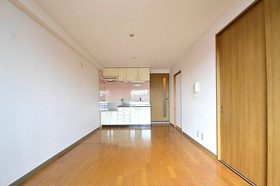 カルム六甲の居間・リビング