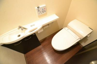 シャトーパルモア阪急六甲のトイレ