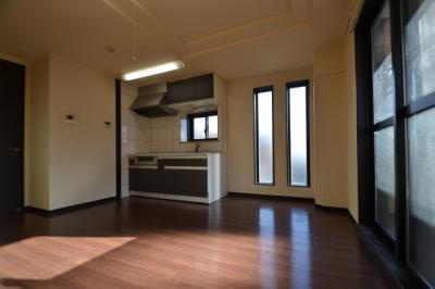 シャトーパルモア阪急六甲の居間・リビング