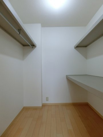 エスポワールⅡB棟の収納