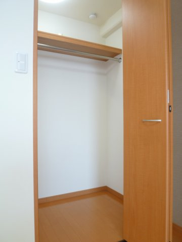 日興桜川ハイツの収納