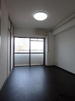 【居間・リビング】