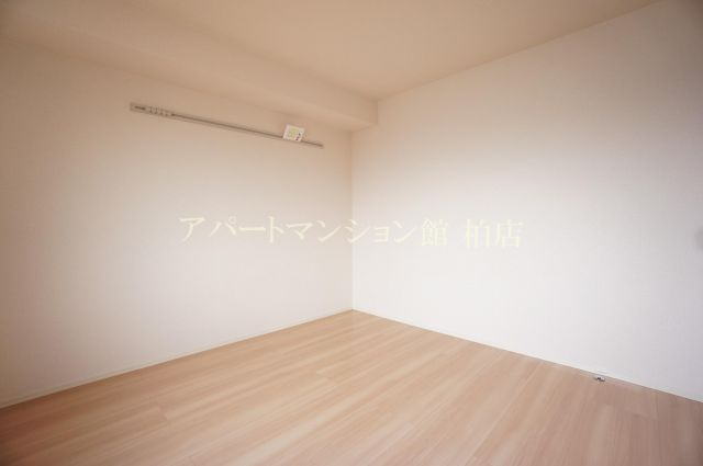polarisの洋室