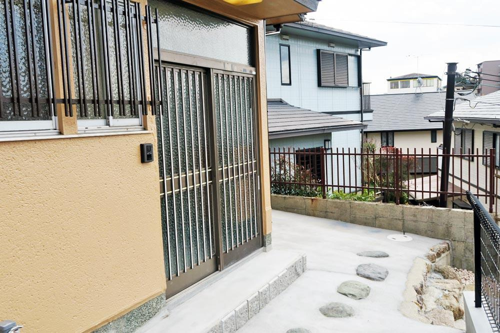 マイホームあやめ池のエントランス|清潔なエントランスです