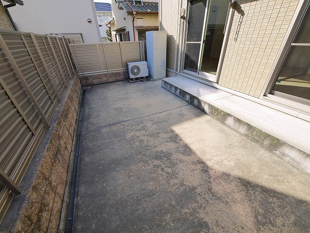 プレジールの庭|たまにはお庭で休日を過ごしてみるのもよいかもしれません