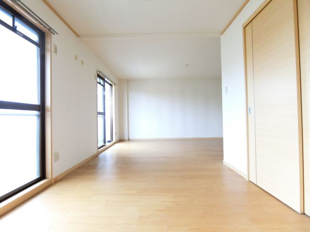 グランメールの居間・リビング