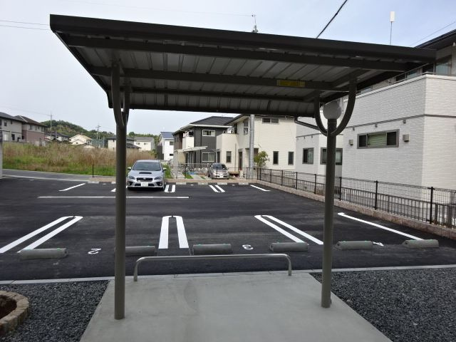 総社市西郡のアパートのその他共用部分|自転車置き場