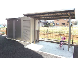 【その他共用部分】 | 駐輪場・専用物置付き