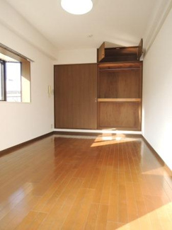 【洋室】 | 子安ＴＹビル | 日当たり良好