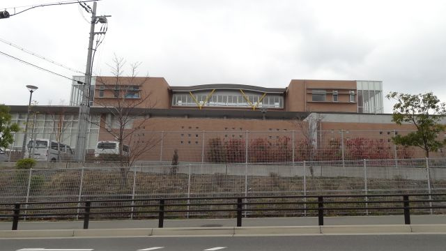 箕面市彩都粟生南５丁目　中古戸建の周辺|彩都の丘小学校
