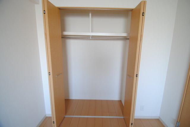 グランドアマレイⅦ番館の収納|同タイプ別室（イメージ画像）