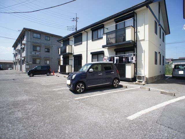 【駐車場】 | ラフォーレ・ハピネスD | 駐車場2台込みです♪
