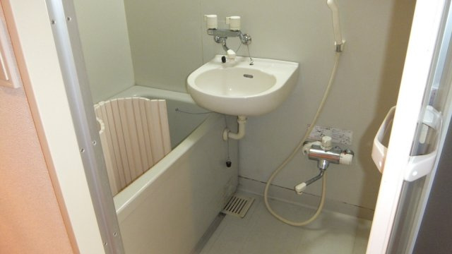 ピアリーさつきの浴室|追炊き付いてます