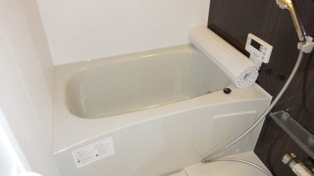 船橋市藤原１丁目のアパートの浴室|追い焚き機能付きのお風呂です。